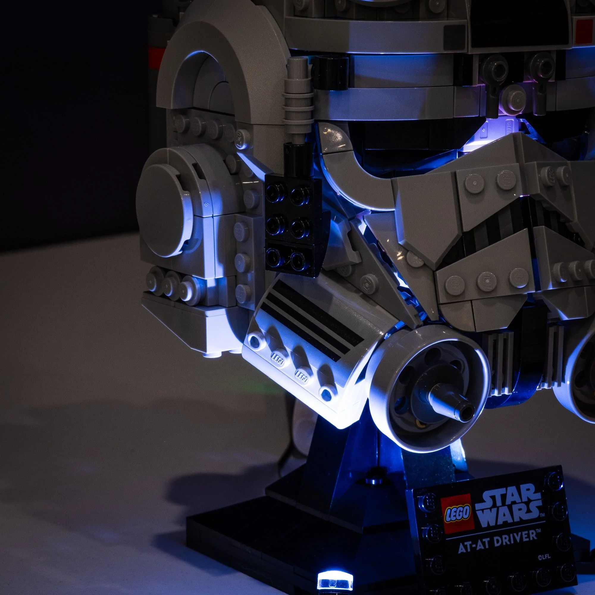 LEGO® AT-AT Driver Helmet⢠#75429 DIY Light Bundle - Image 4