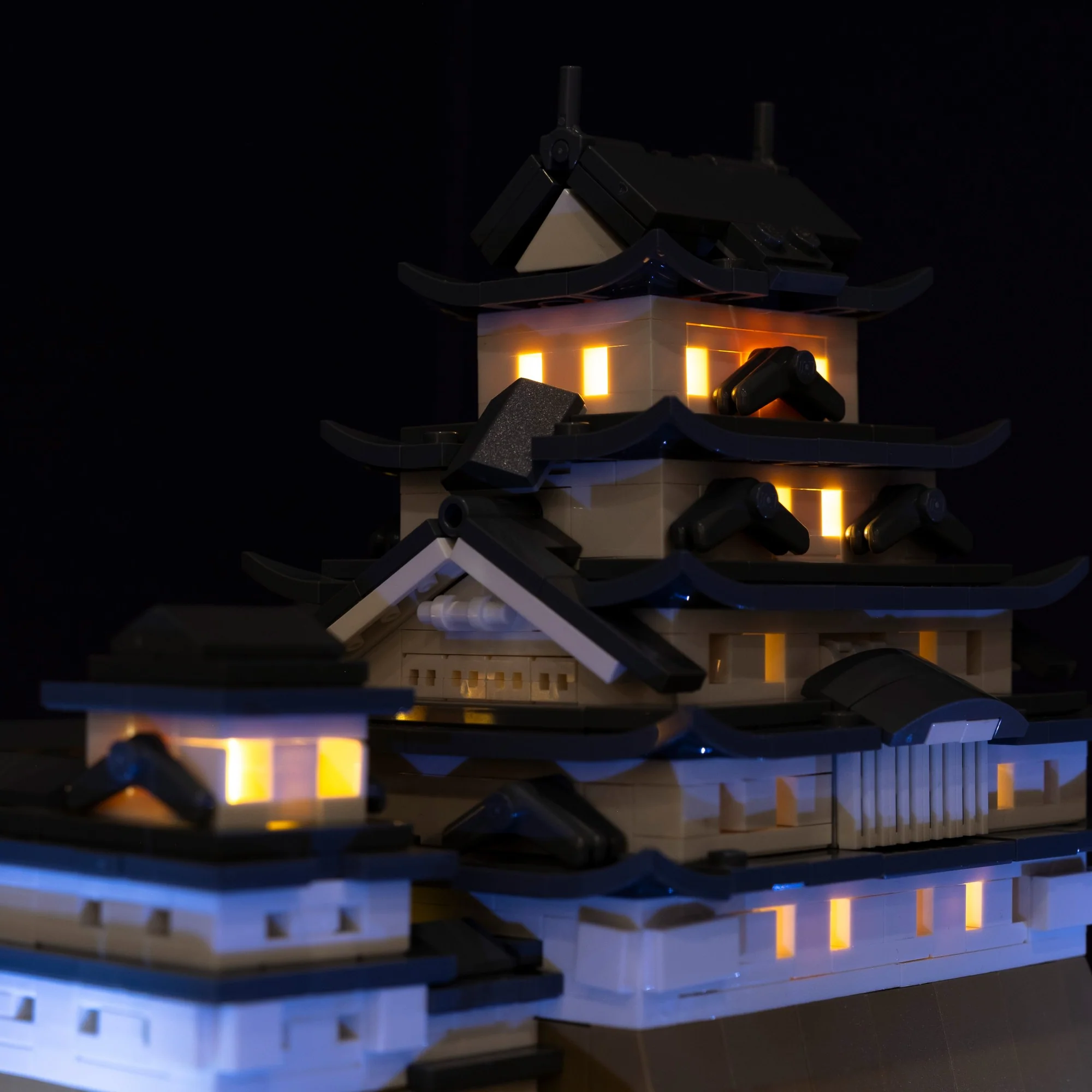 LEGO® Himeji Castle #21060 DIY Light Bundle - Image 5