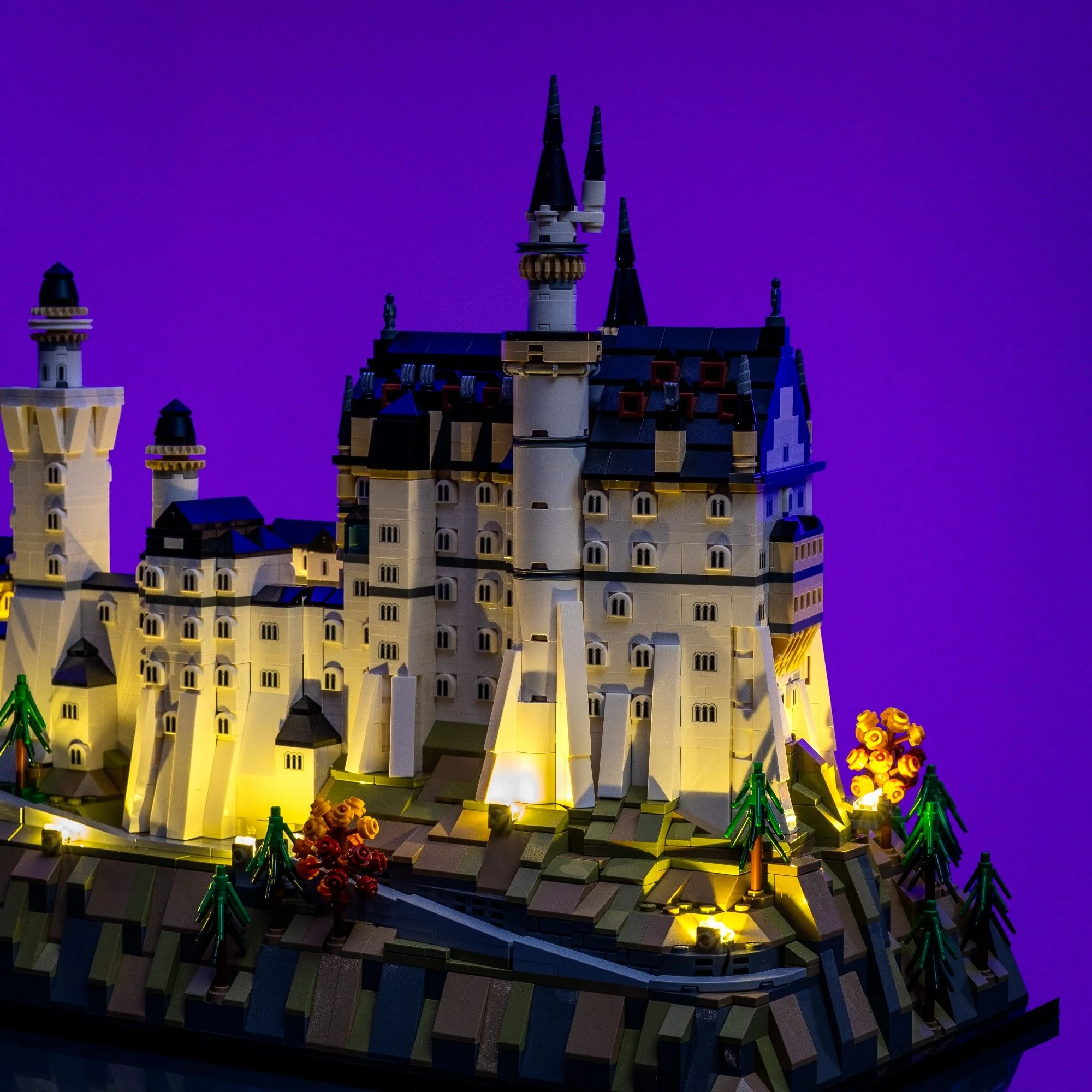 Light Kit for LEGO® Architecture Neuschwanstein Castle #21063 - Image 10
