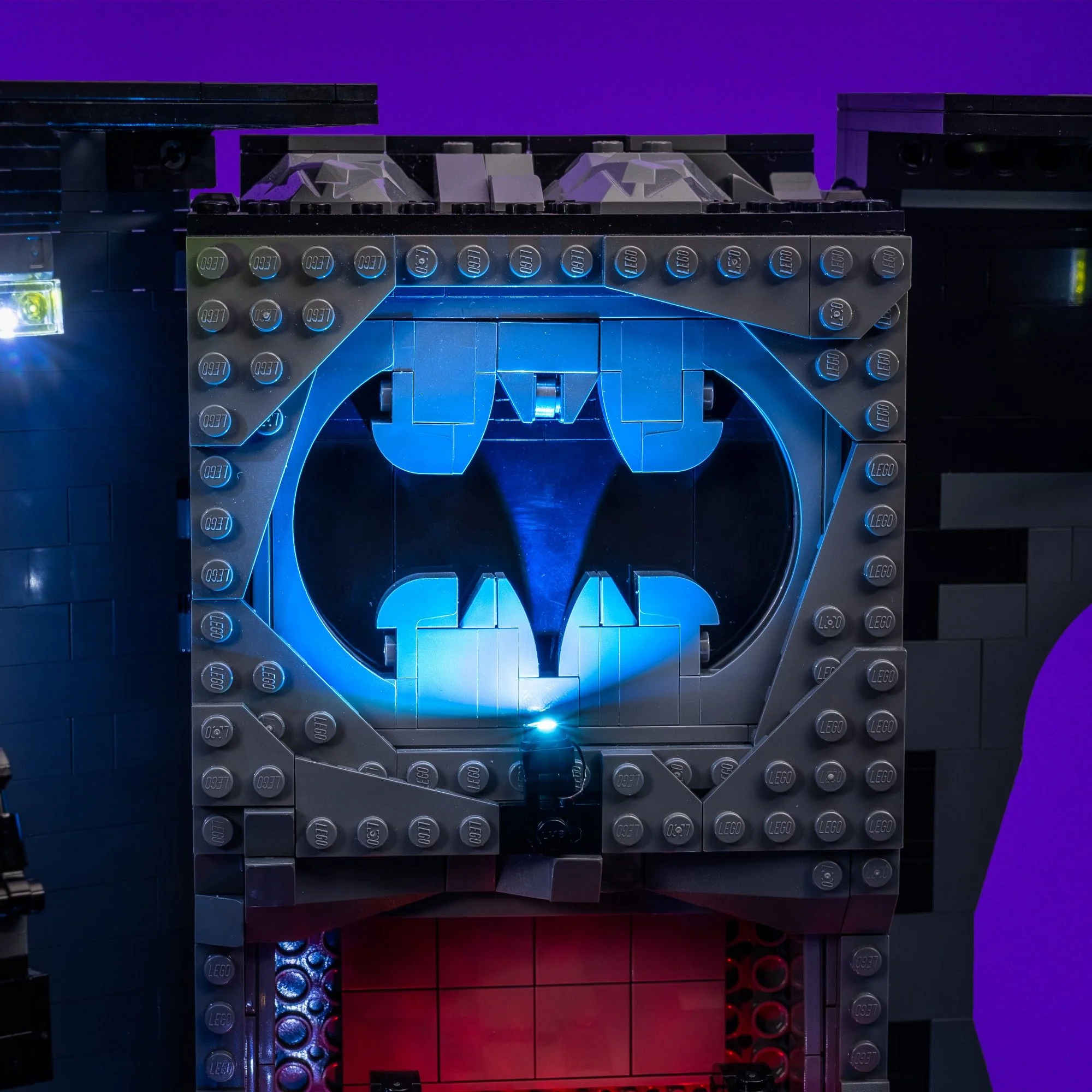 Light Kit for LEGO® Batcave™ –  Shadow Box #76252 - Image 3