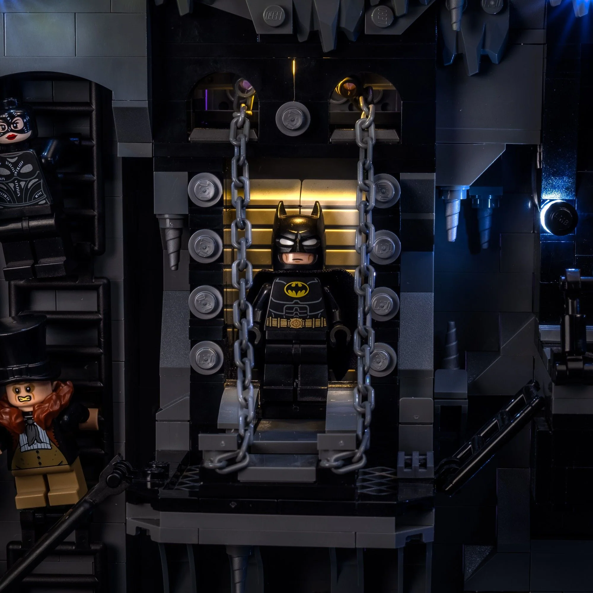 Light Kit for LEGO® Batcave™ –  Shadow Box #76252 - Image 8