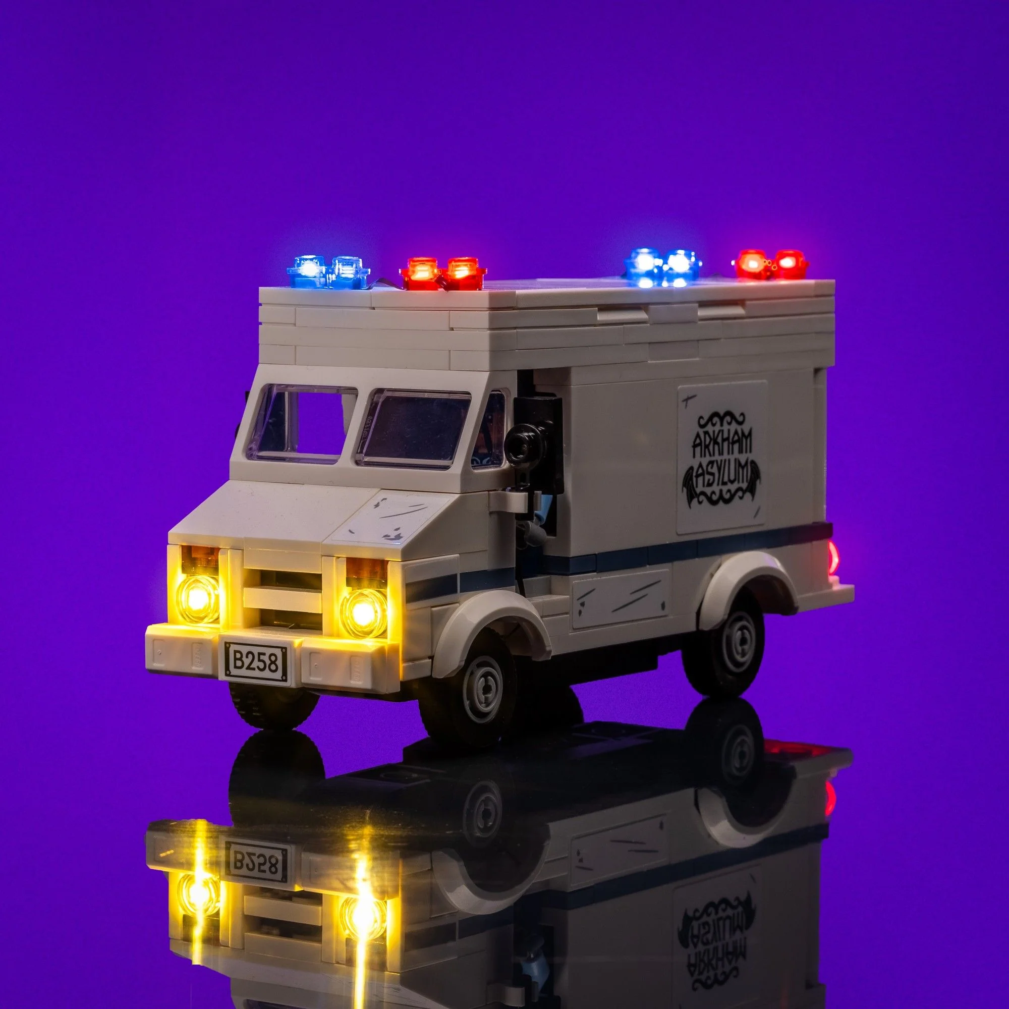 Light Kit for LEGO® Batman™: Arkham Asylum™ #76300 - Image 6