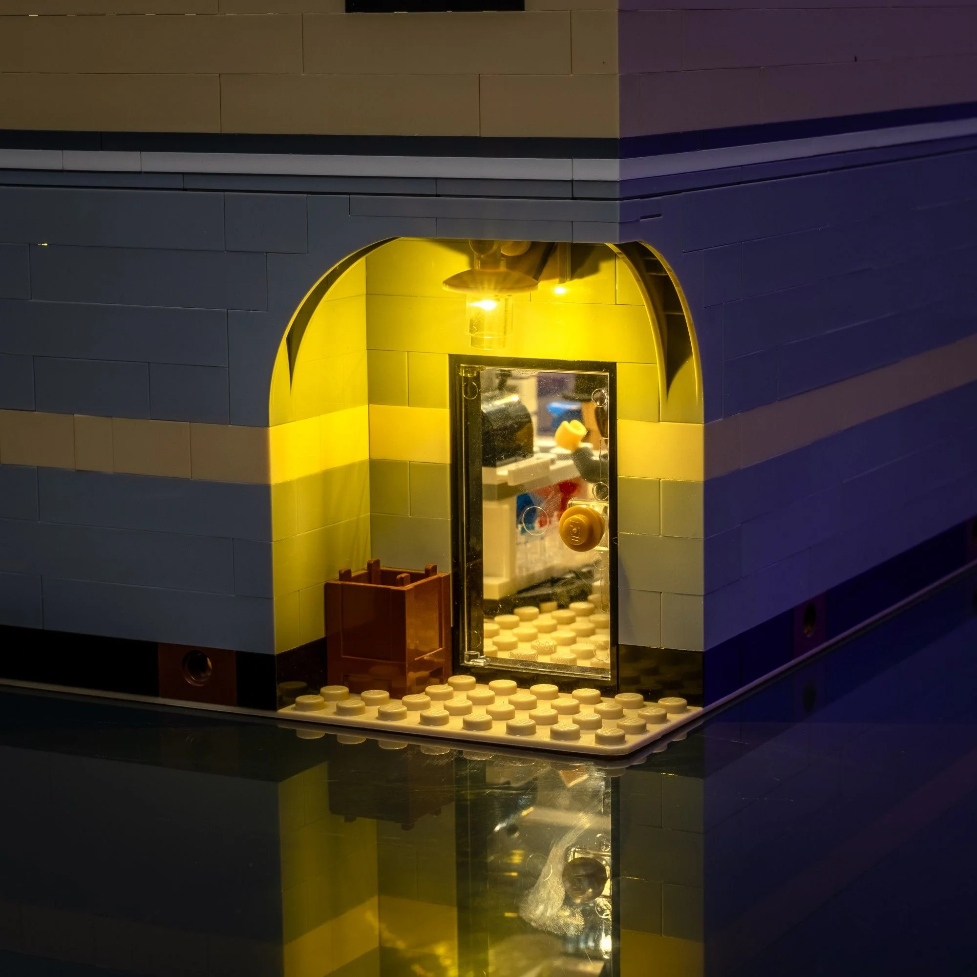 Light Kit for LEGO® Grand Emporium #10211 - Image 14