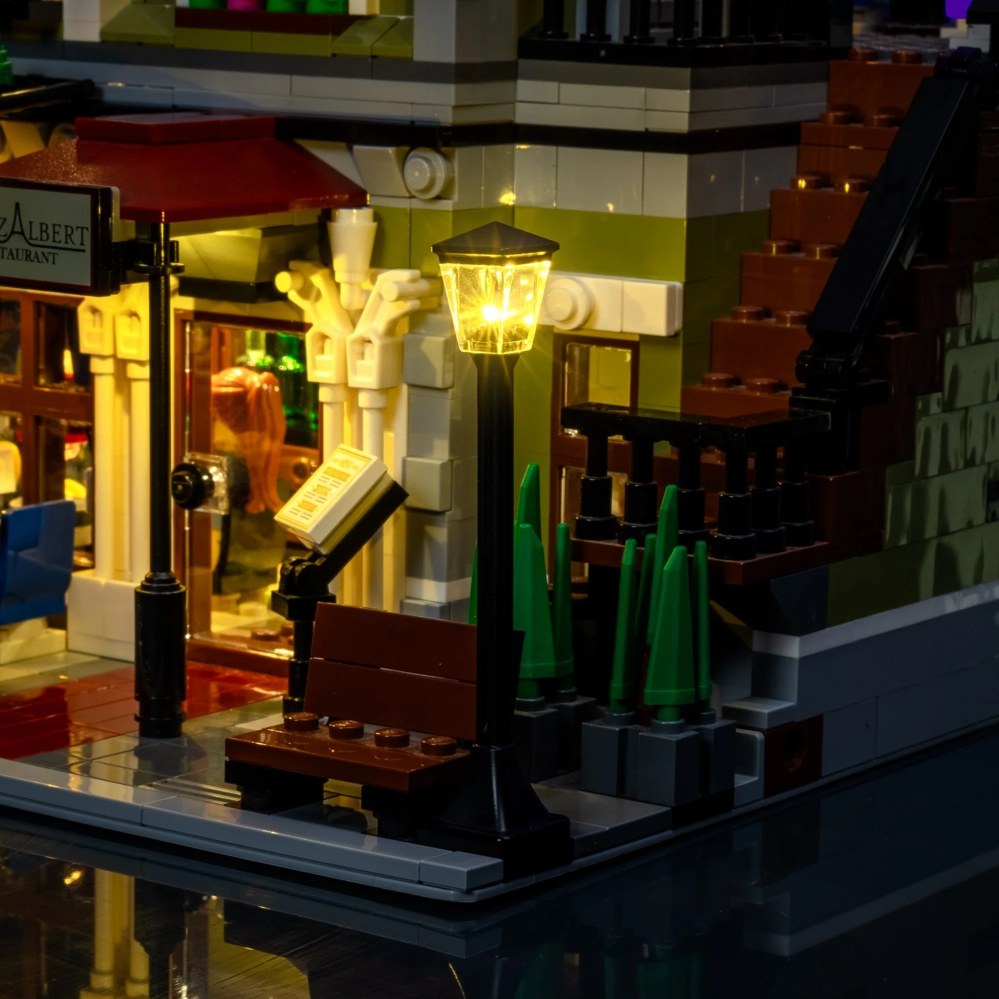 Light Kit for LEGO® Parisian Restaurant #10243 - Image 10