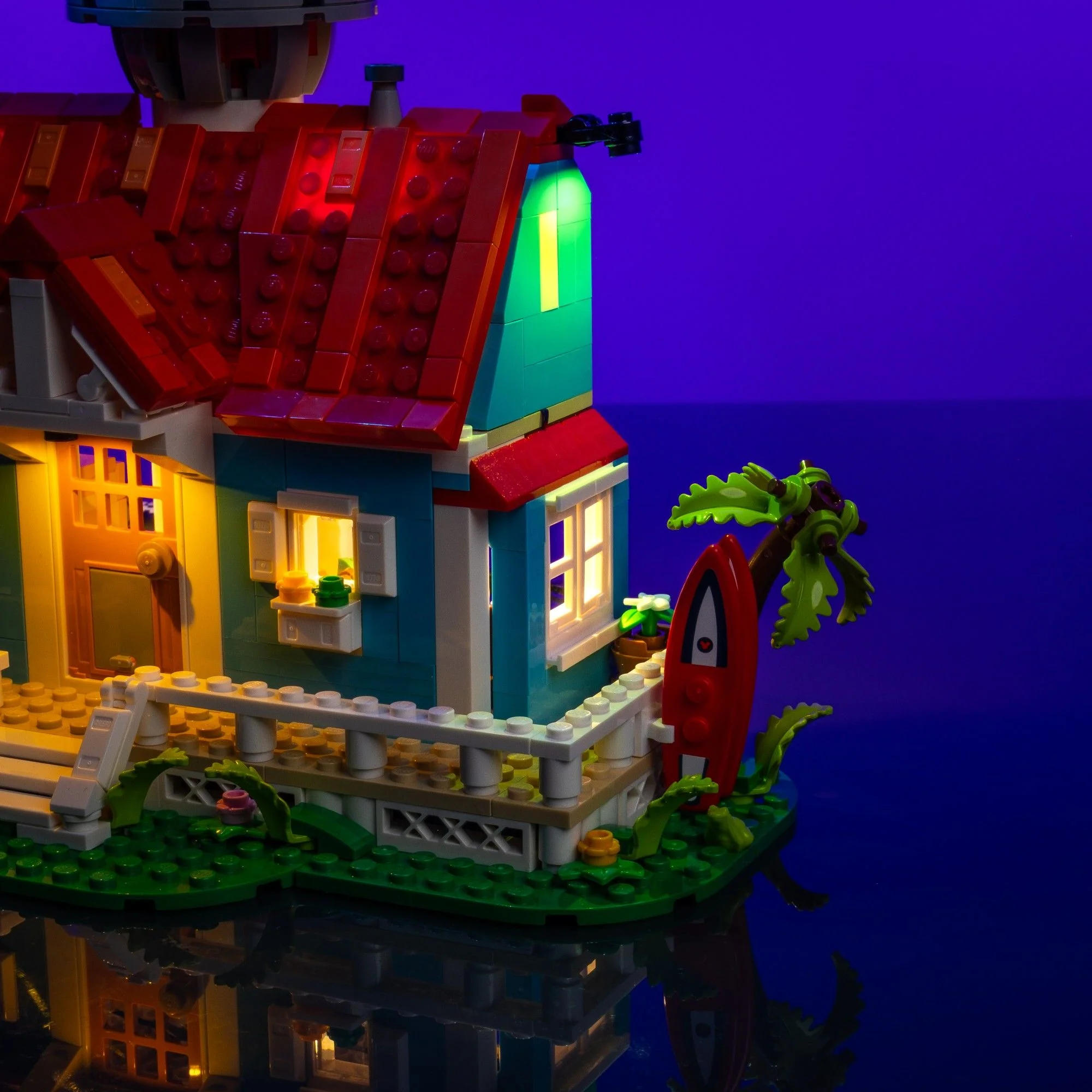 Light Kit for LEGO® Disney Lilo and Stitch Beach House #43268 - Image 11