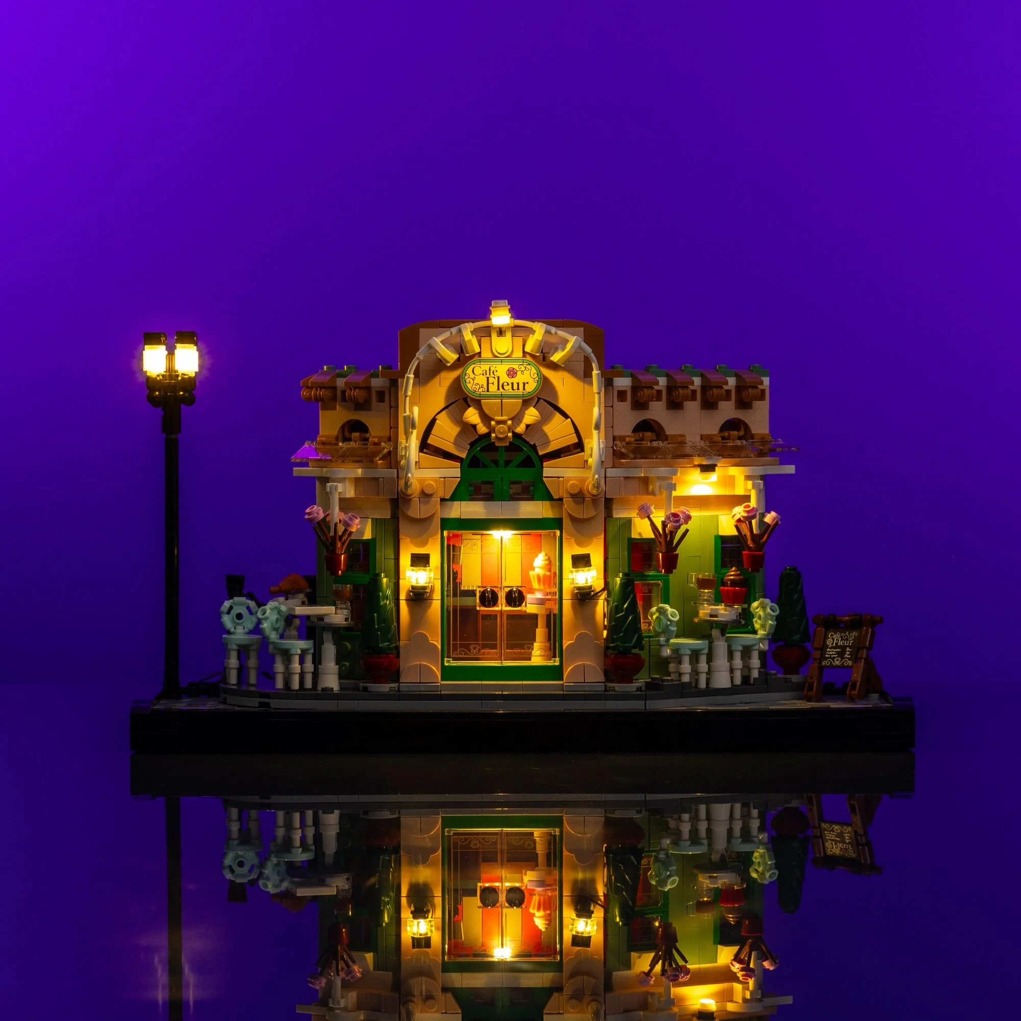 Light Kit for LEGO® French Cafe #10362 - Image 11